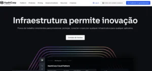 Interface do site HashiCorp destacando infraestrutura em nuvem com design modular e escuro